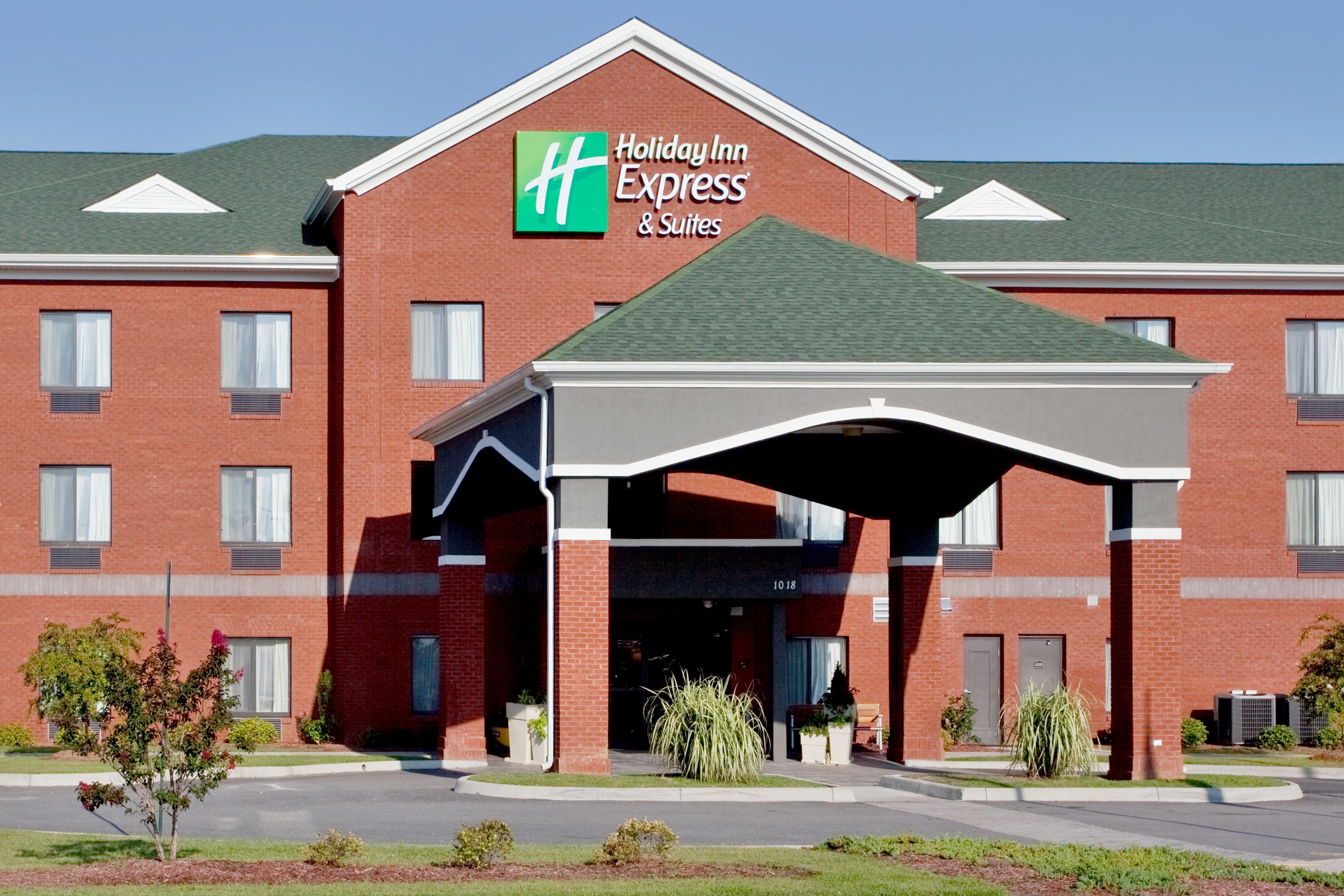 Holiday Inn Express Hotel & Suites Suffolk By Ihg Exterior foto